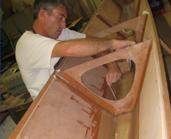 Outrigger Hull Assembly