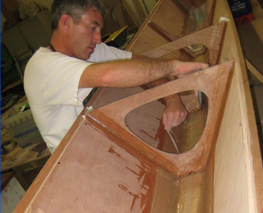 Outrigger Hull Assembly