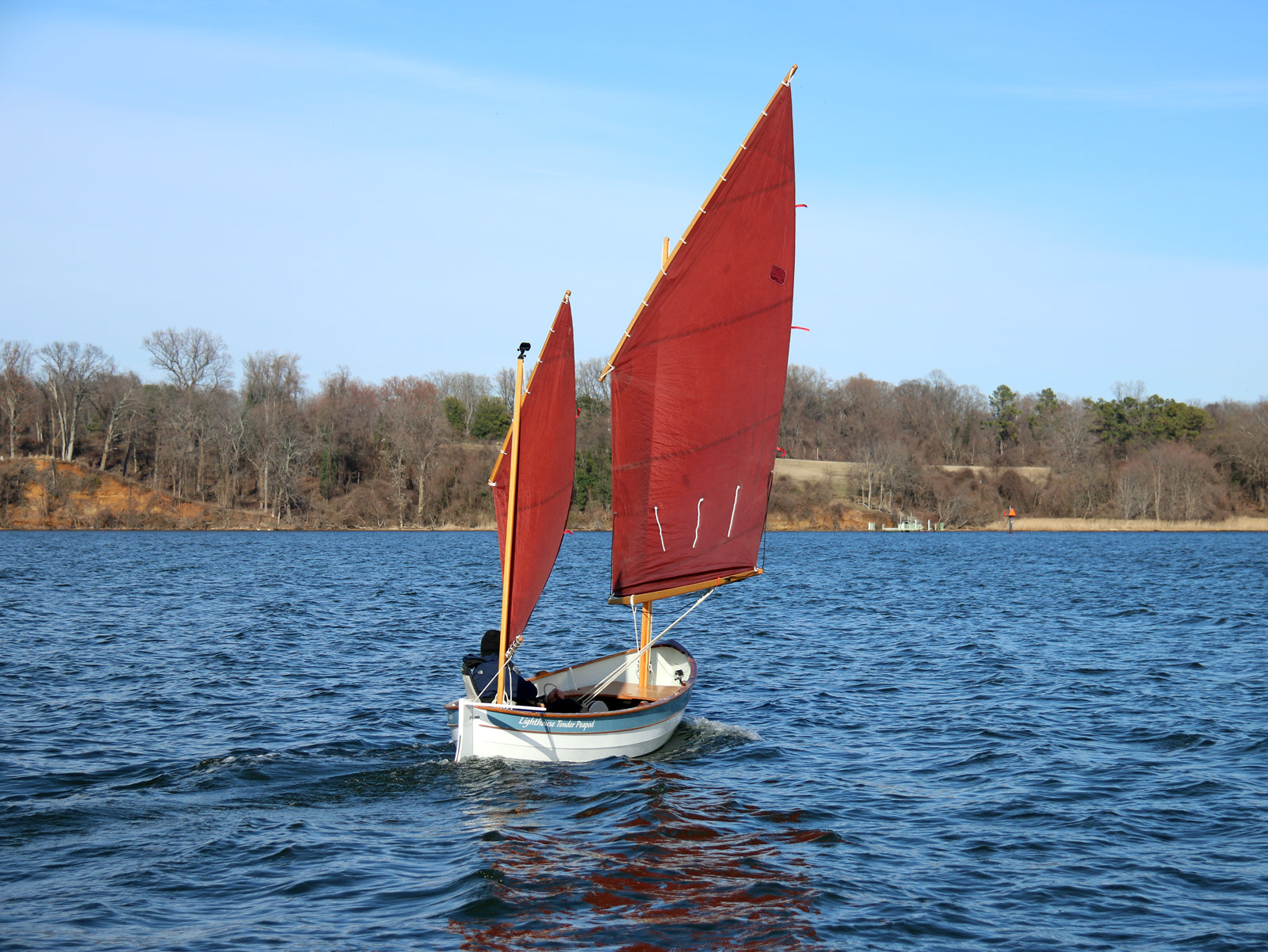 Lighthouse Tender Peapod
