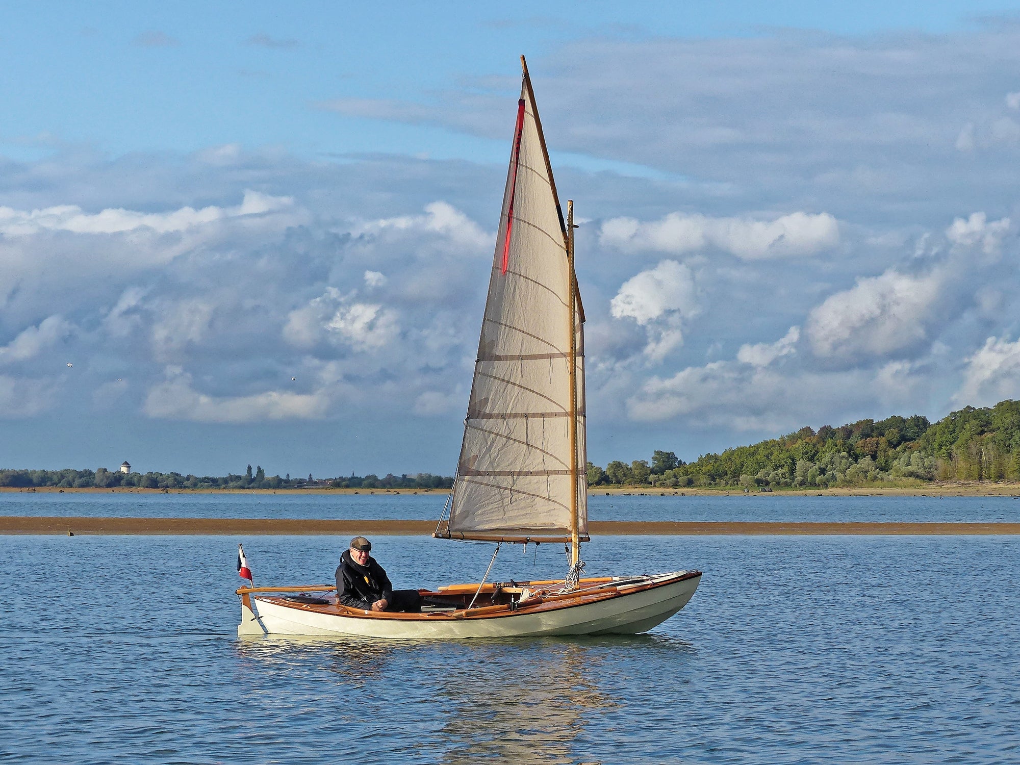 Skerry Raid sailing in France, by Arwen Marine.