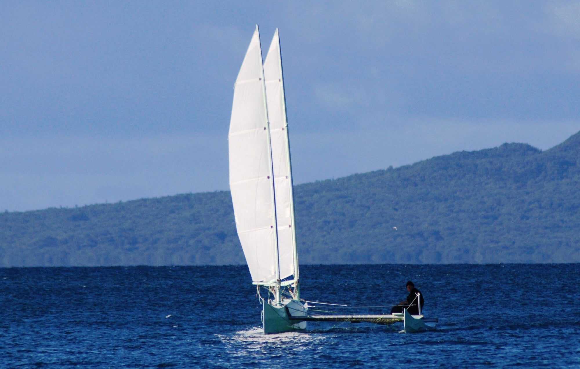 Mbuli Proa Sailing Review of Mbuli, A Pacific Proa Beach Cruiser – Chesapeake Light Craft