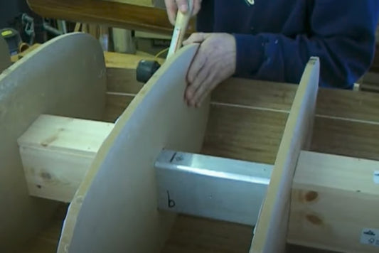 Strip Planking 19: Releasing Forms in Staple Free Construction [video]