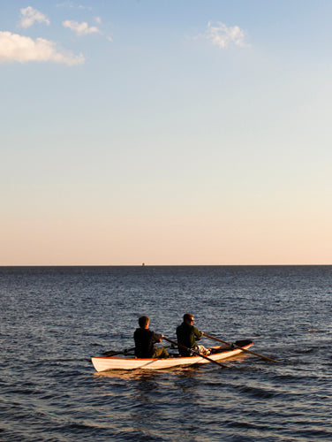 Two men rowing an Annapolis Wherry Tandem