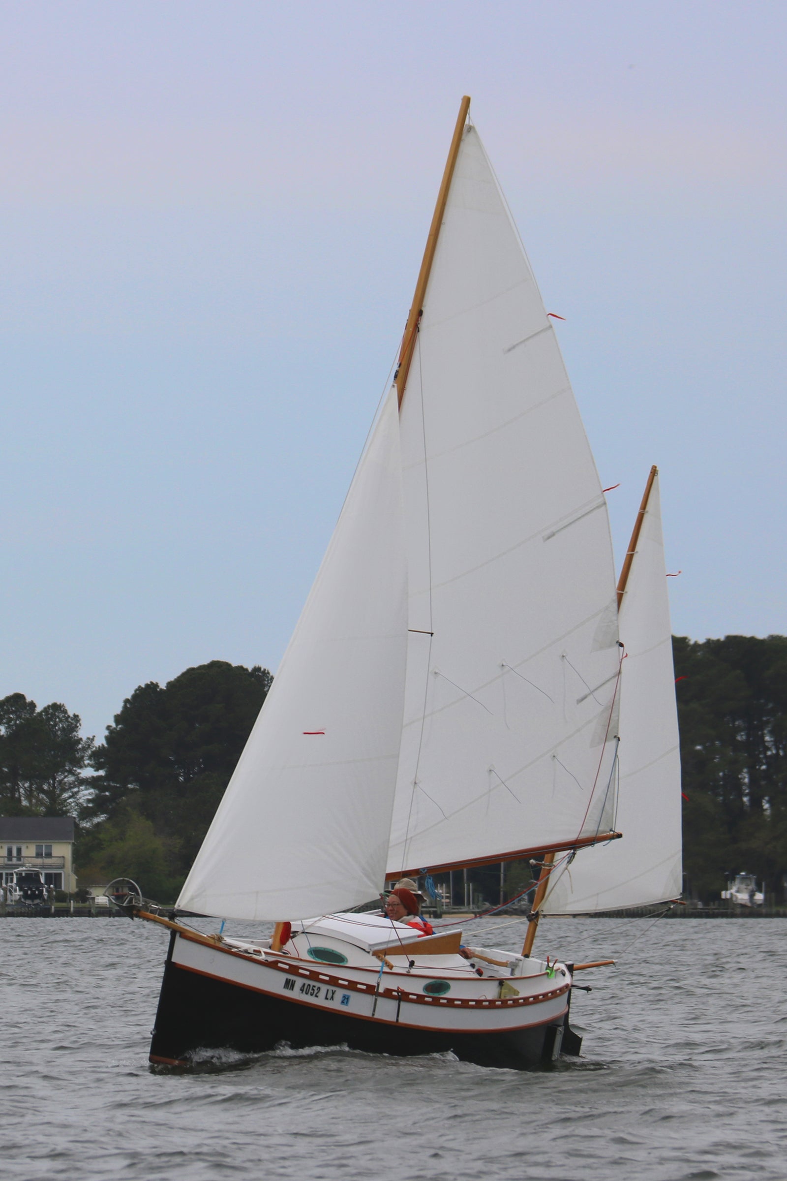 Standard-rigged Autumn Leaves seen from port bow. 