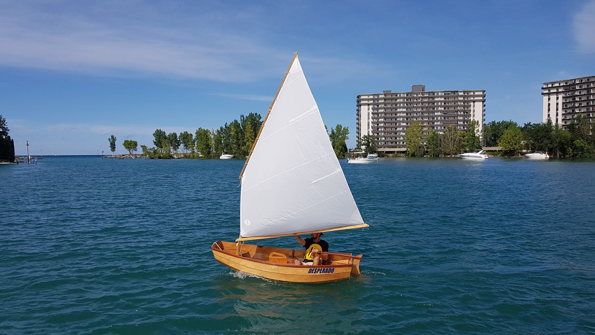 DESPARADO is an Eastport Pram built by Gary M. who lives in Ontario.