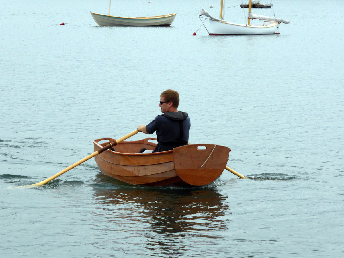 Just as in the original Eastport Pram, the bow of the Eastport Ultralight Dinghy is above the water to go over the waves, not through them.