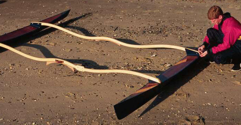 To assemble the  CLC SailRig, first attach the two akas (crossbars) to the amas (small hulls)