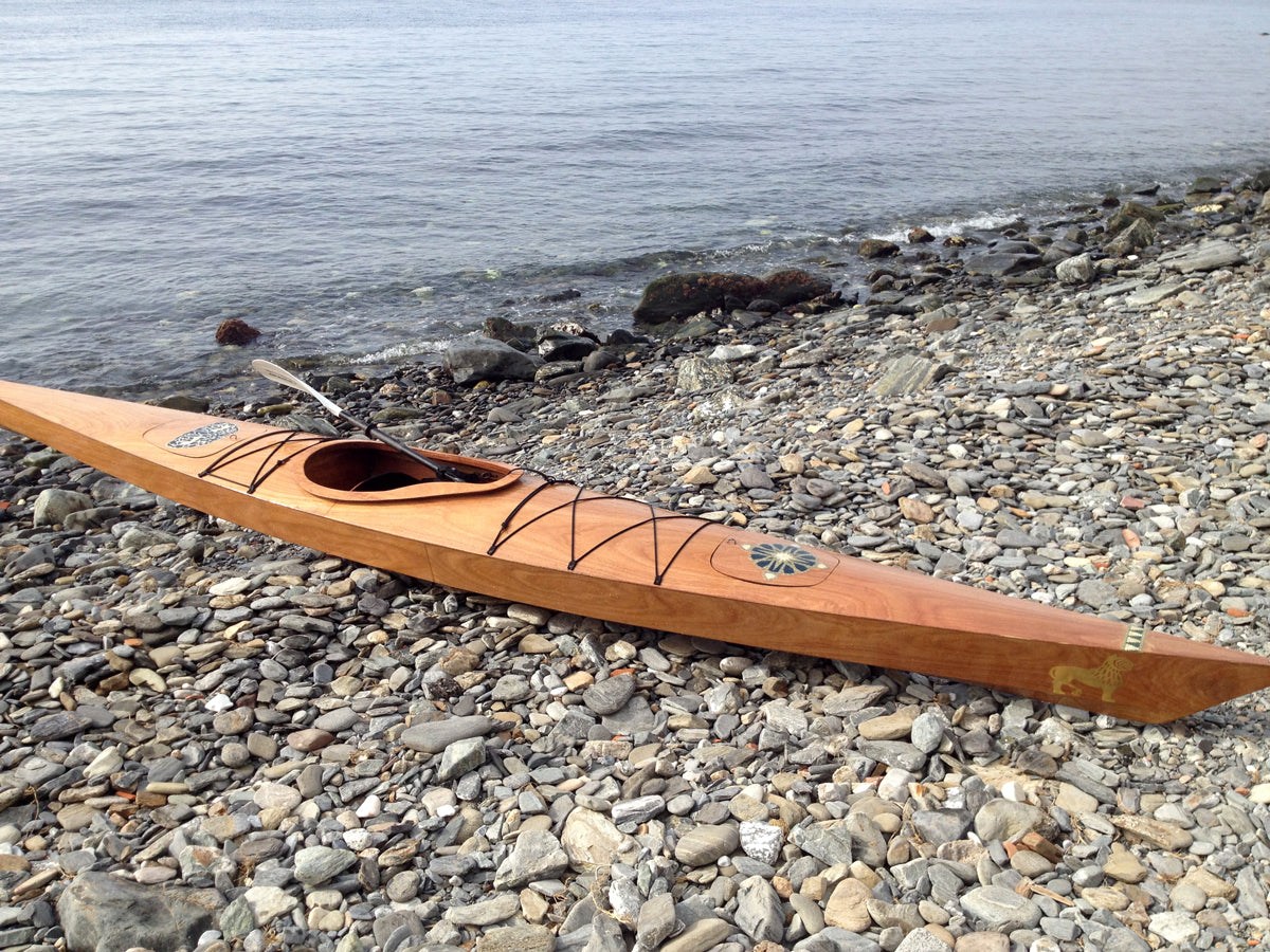Jose A's Chesapeake 17LT on a stony beach at Granada, Spain