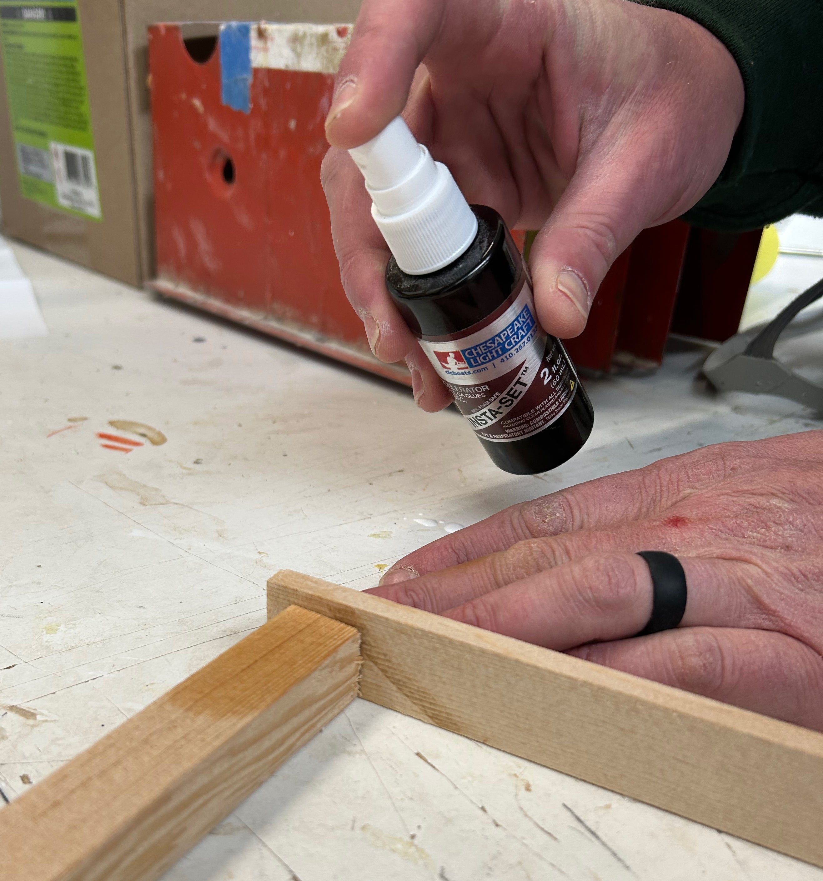 Cyanoacrylate (CA Glue) Accelerator - 2oz