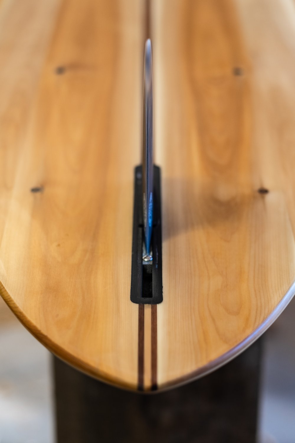 Grain's Root Surfboard close up finbox