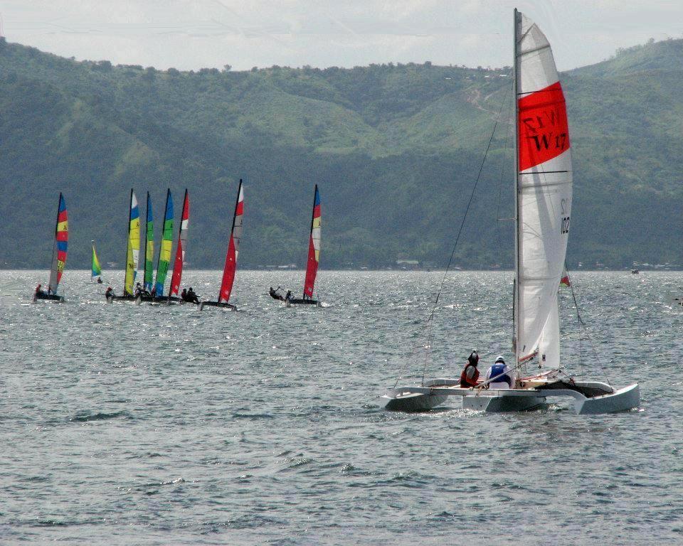W17 Trimaran by Mike Waters
