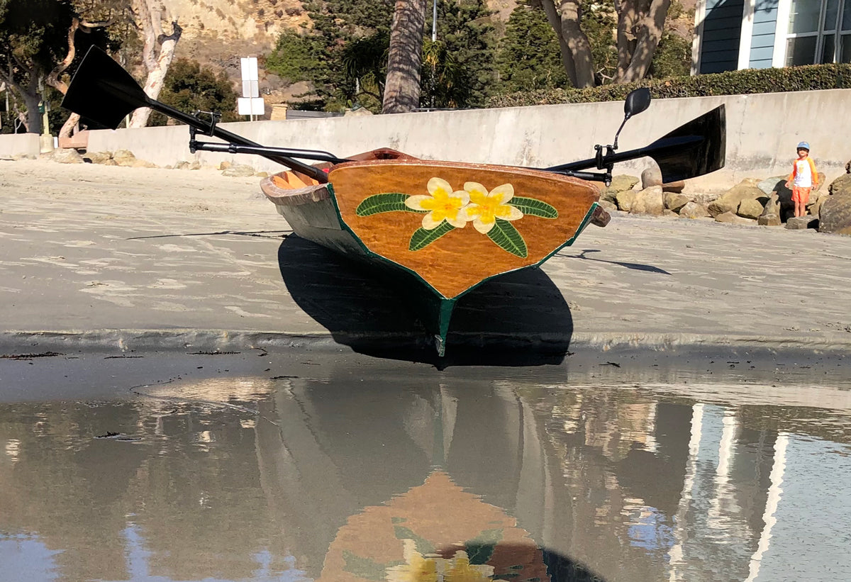 The transom with flower details of an Annapolis Wherry built by Don C.