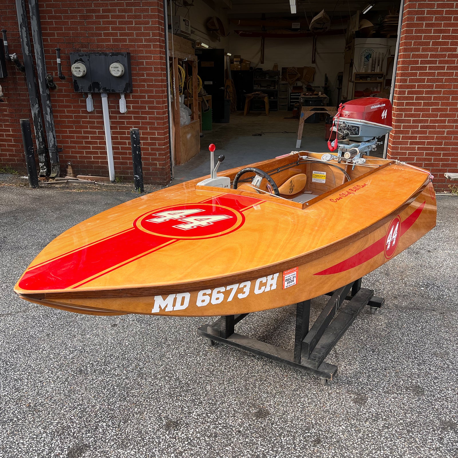 Cocktail Class Racer without the cover (with motor)