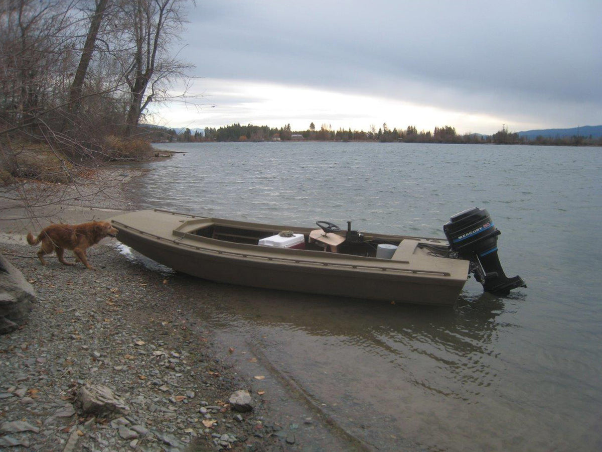 The Cackler has a large cockpit to hold plenty of people and their gear, not to mention their dogs too.