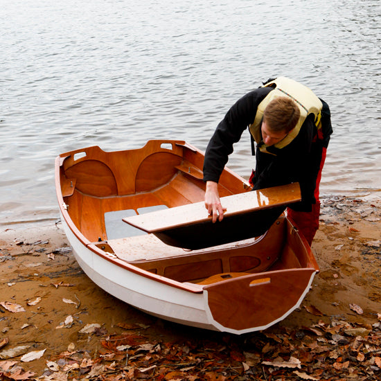 Eastport Nesting Pram aft seat is moved to the joint edge of the bow section.