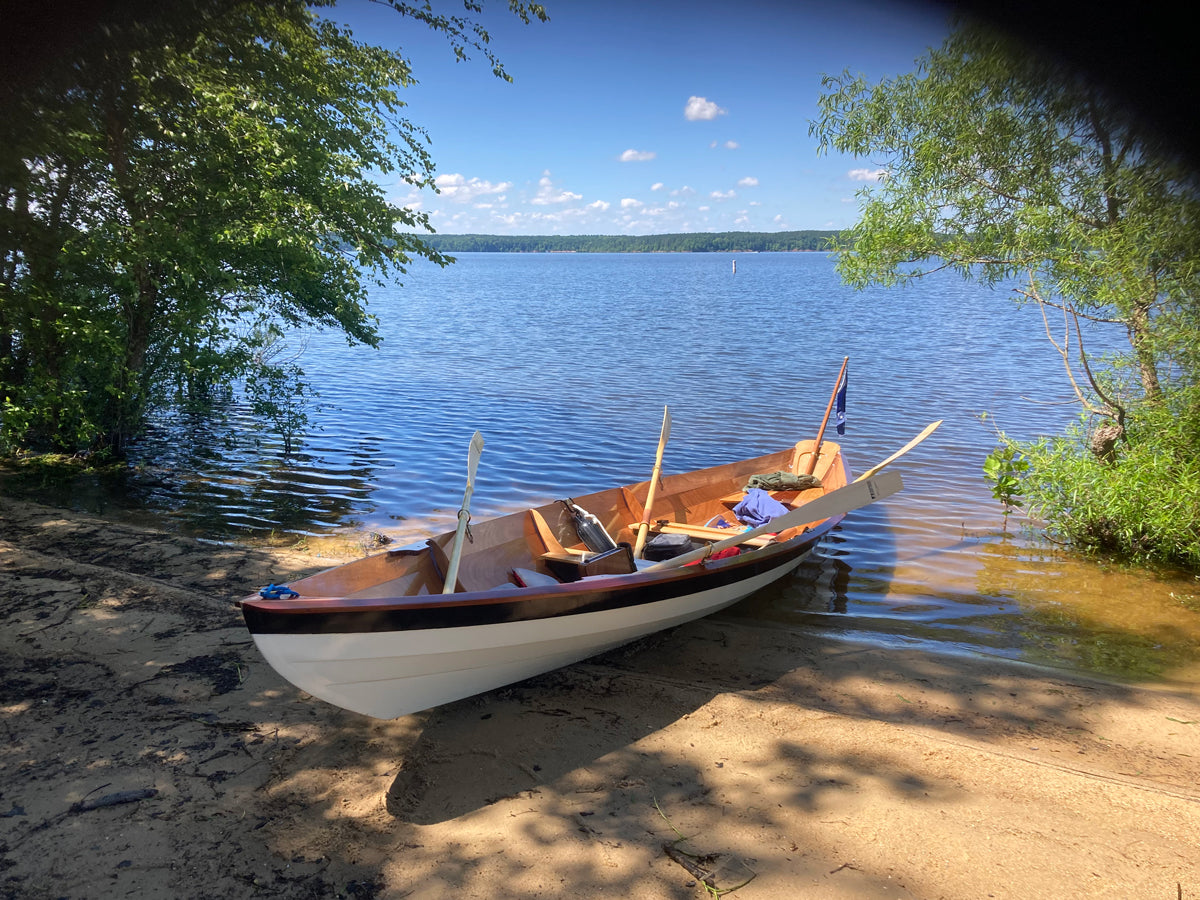 Northeaster Dory built by Dave J.